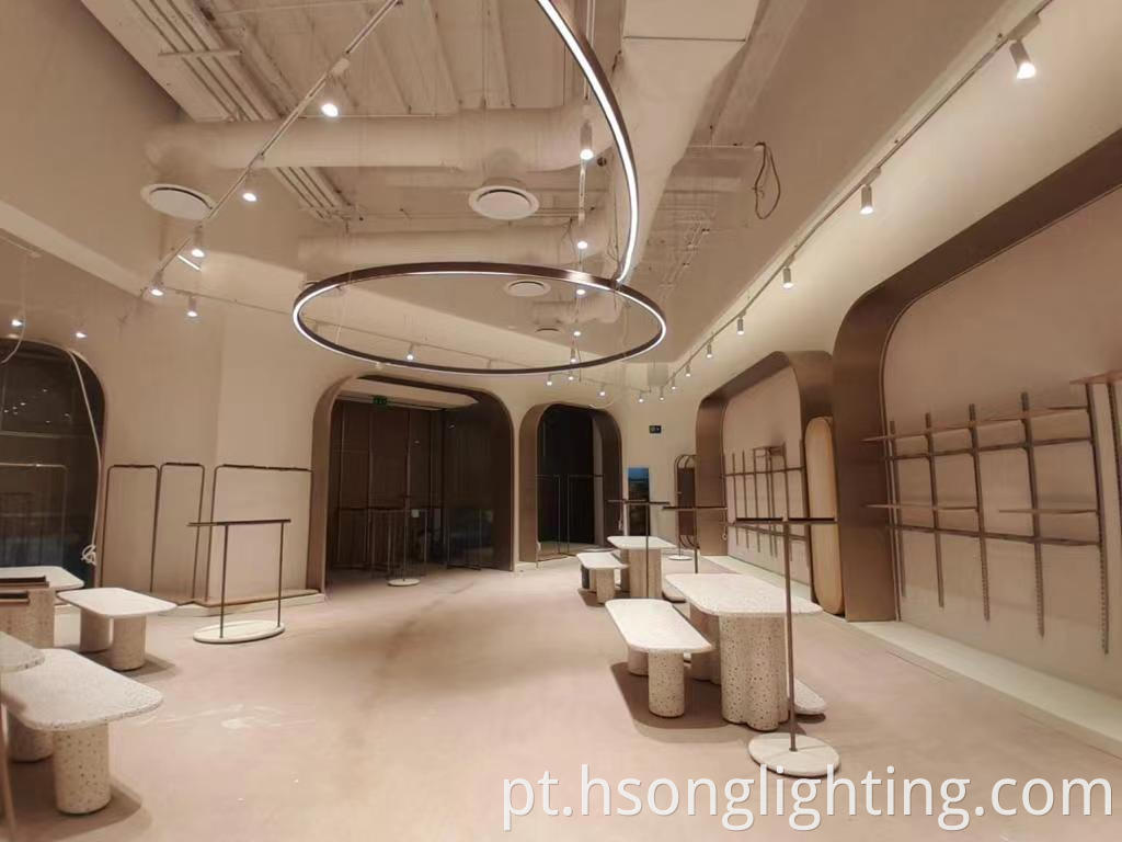 linear light for clothing shop